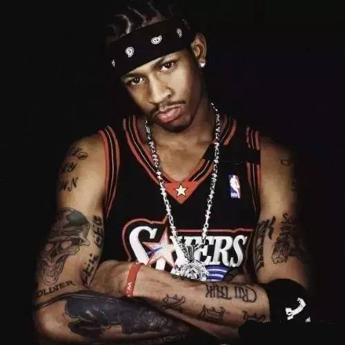 经济观察报：有关方面对国足洋帅年薪心理标准只有150万美元（经济观察报称：相关方面对国足外籍主帅年薪的心理价位仅为150万美元）