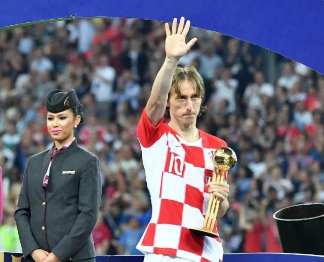 突然断电！子弹最后5分钟被打23-7，领先14分遭逆转（最后5分钟崩盘！子弹遭23比7冲击，14分优势被翻盘）