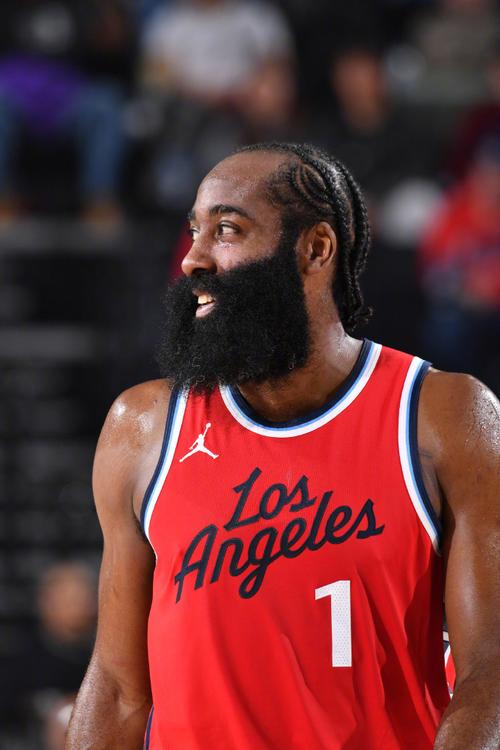 马德兴：U17国足23人名单敲定，邝兆镭10号，梁仕宇落选（马德兴称U17国足23人名单出炉：邝兆镭身披10号，梁仕宇无缘入选）