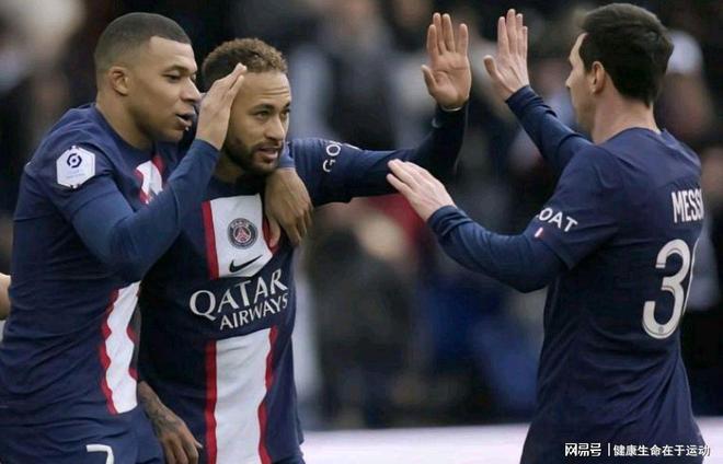 米亚托维奇：如果我是皇马球员，第一选择永远是寻找姆巴佩（米亚托维奇：若我效力皇马，我的第一选择永远是传给姆巴佩）