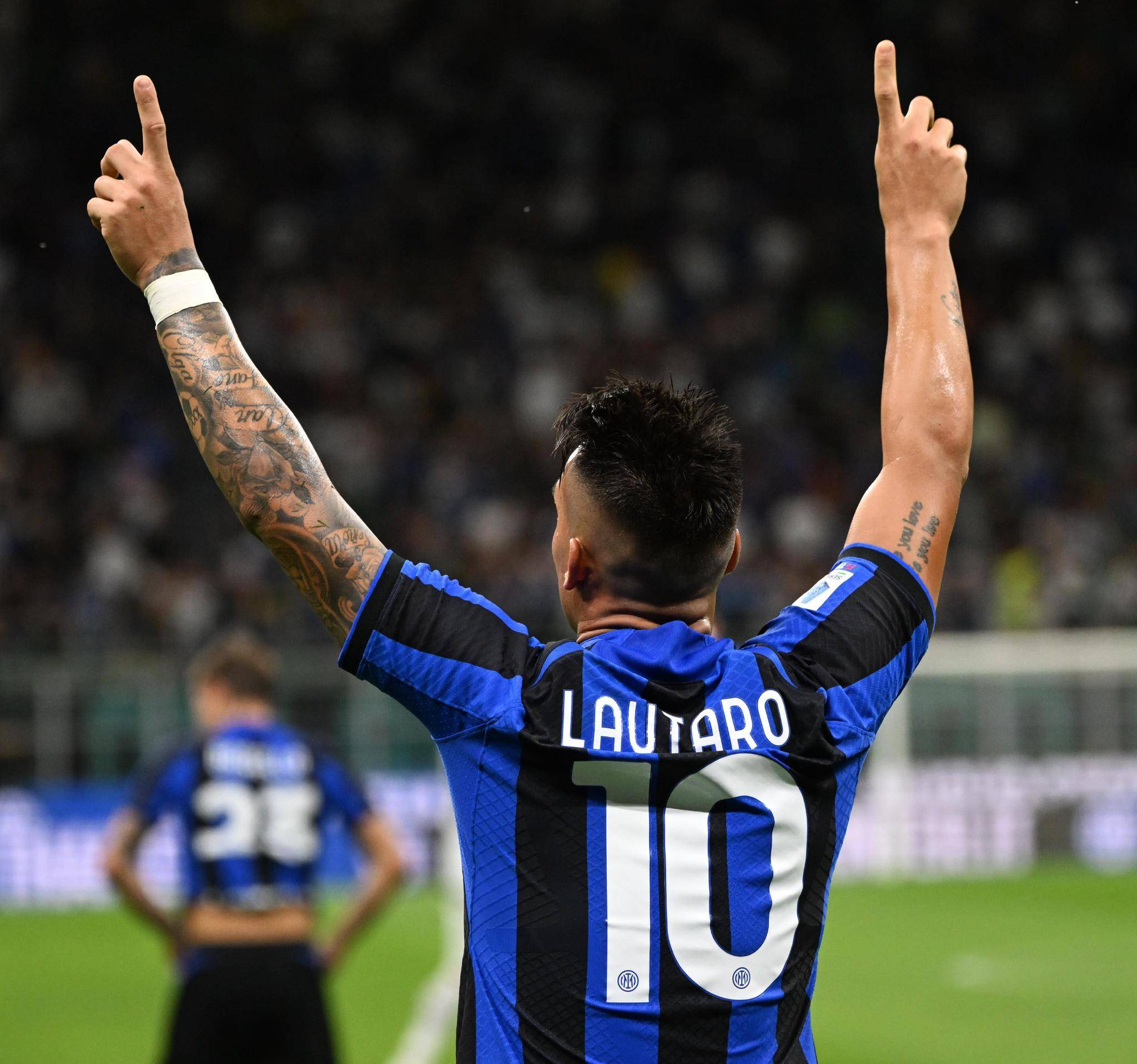 德拉古辛：我很自豪能身披3号，它代表了我的为人（德拉古辛：穿上3号让我自豪，它象征着我的品格）