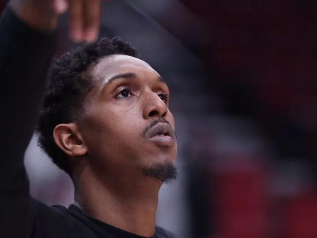 官方：天空体育获得2027-2031年欧联杯与欧协联的转播权（官方确认：天空体育拿下2027-2031年欧联杯及欧协联转播权）