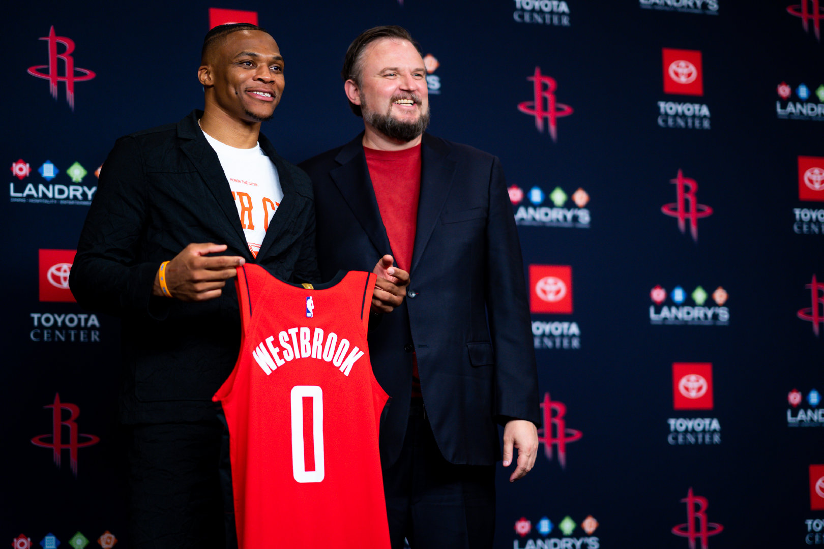 英格拉姆连场拉胯，布伦森18+6+7唐斯22分，尼克斯送猛龙交手9连败（英格拉姆连续低迷，布伦森18+6+7、唐斯22分，尼克斯再送猛龙交手9连败）