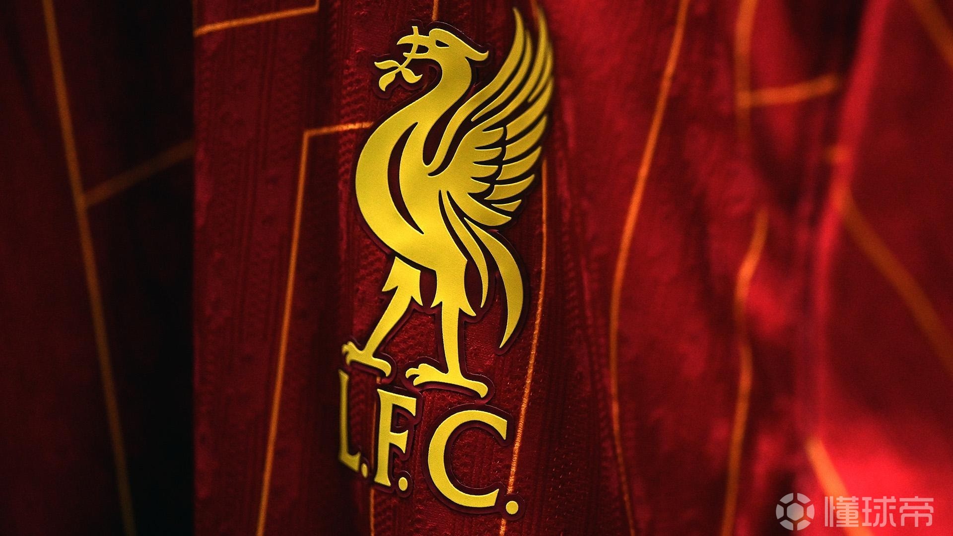 拜仁客战斯图加特：雅克松、金玟哉首发，乌尔比希出战（拜仁客场挑战斯图加特：雅克松、金玟哉先发，乌尔比希登场）