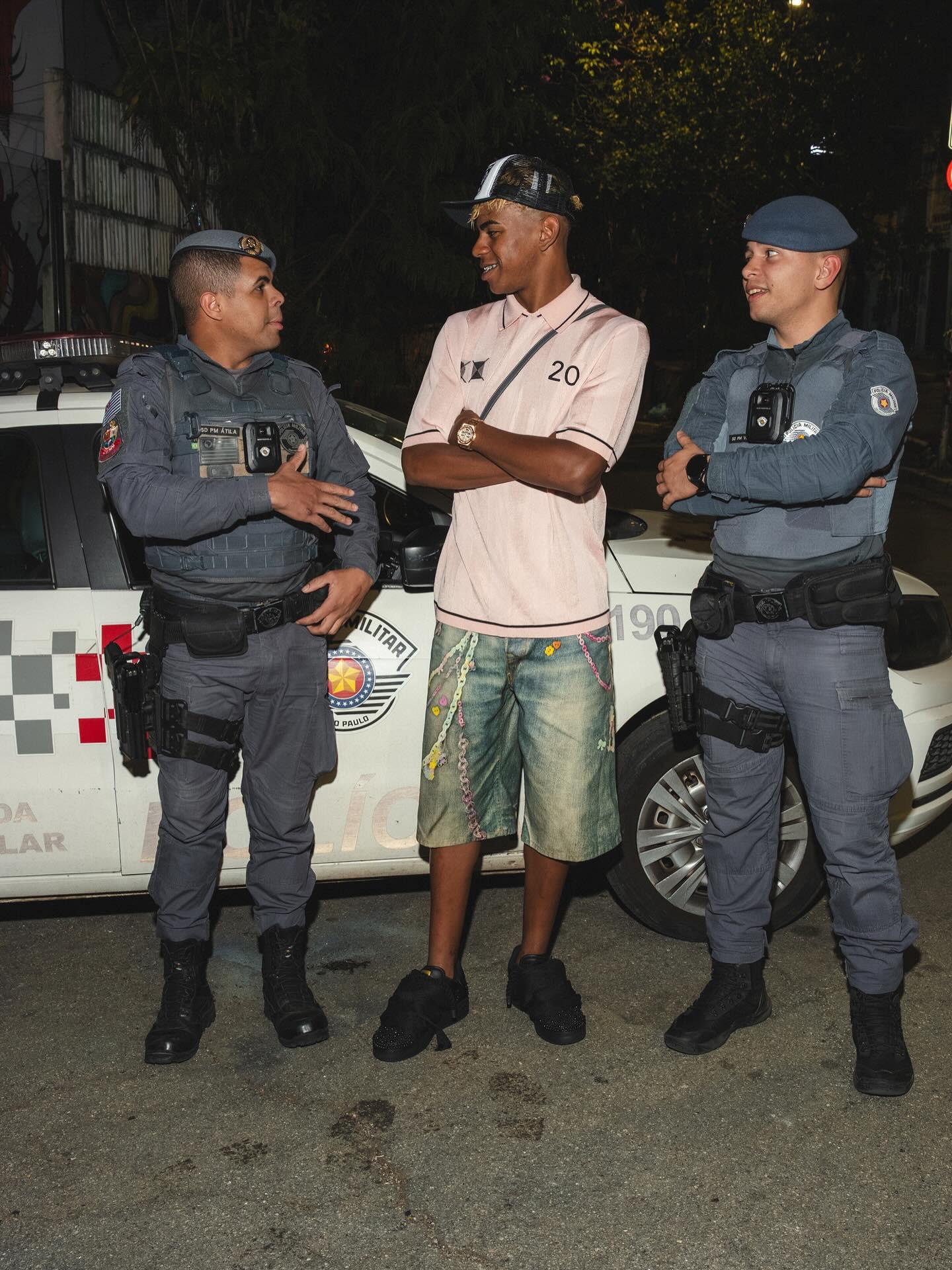 李玮锋：做青训我是下定决心的；苏超最重要的是给年轻人舞台（李玮锋：坚定投身青训；苏超关键是给年轻人机会）