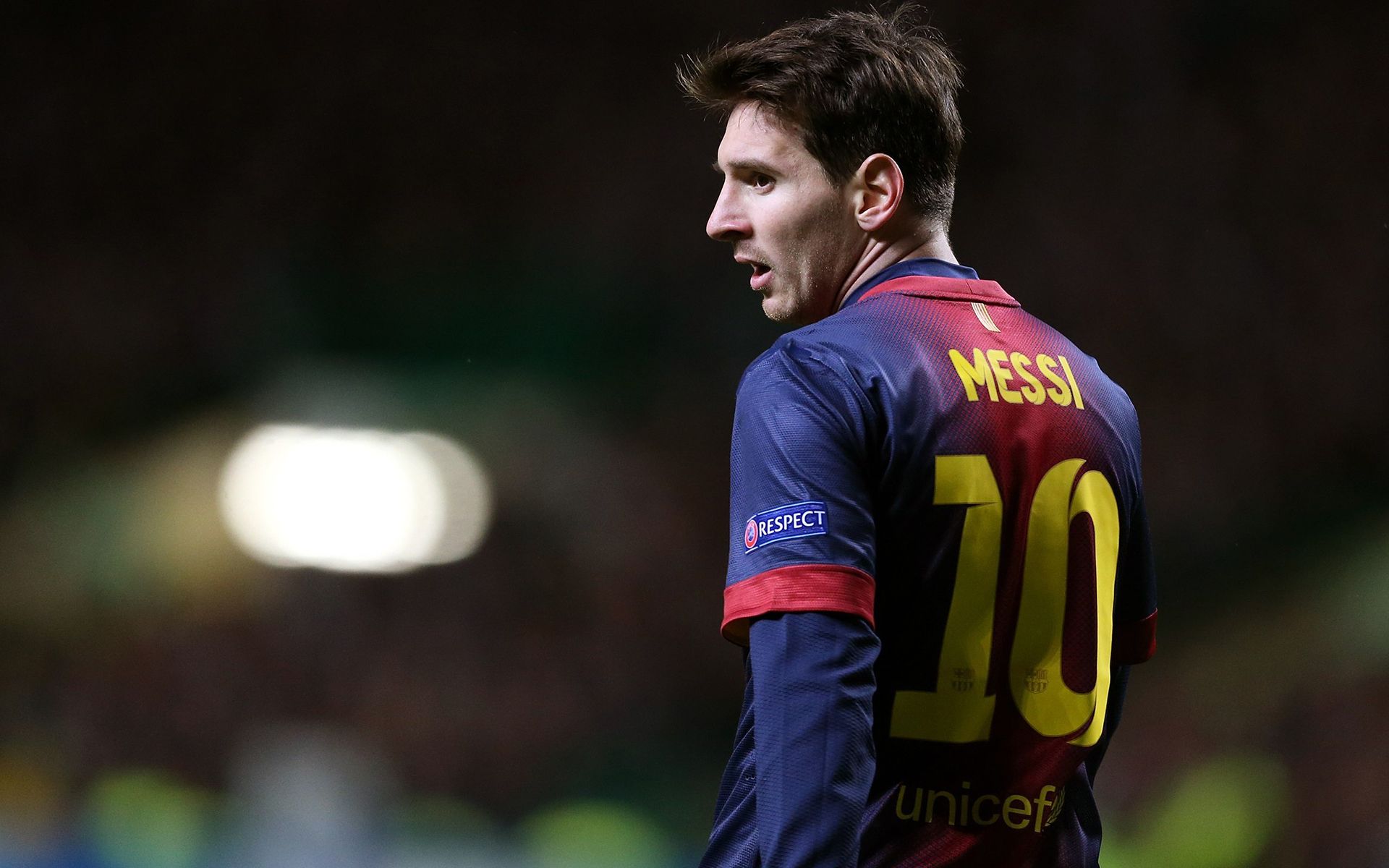 TA ：利物浦高层清楚萨拉赫可能发声，队友对其言论并不意外（TA：利物浦管理层早已预料萨拉赫会发声，队友对其表态毫不意外）