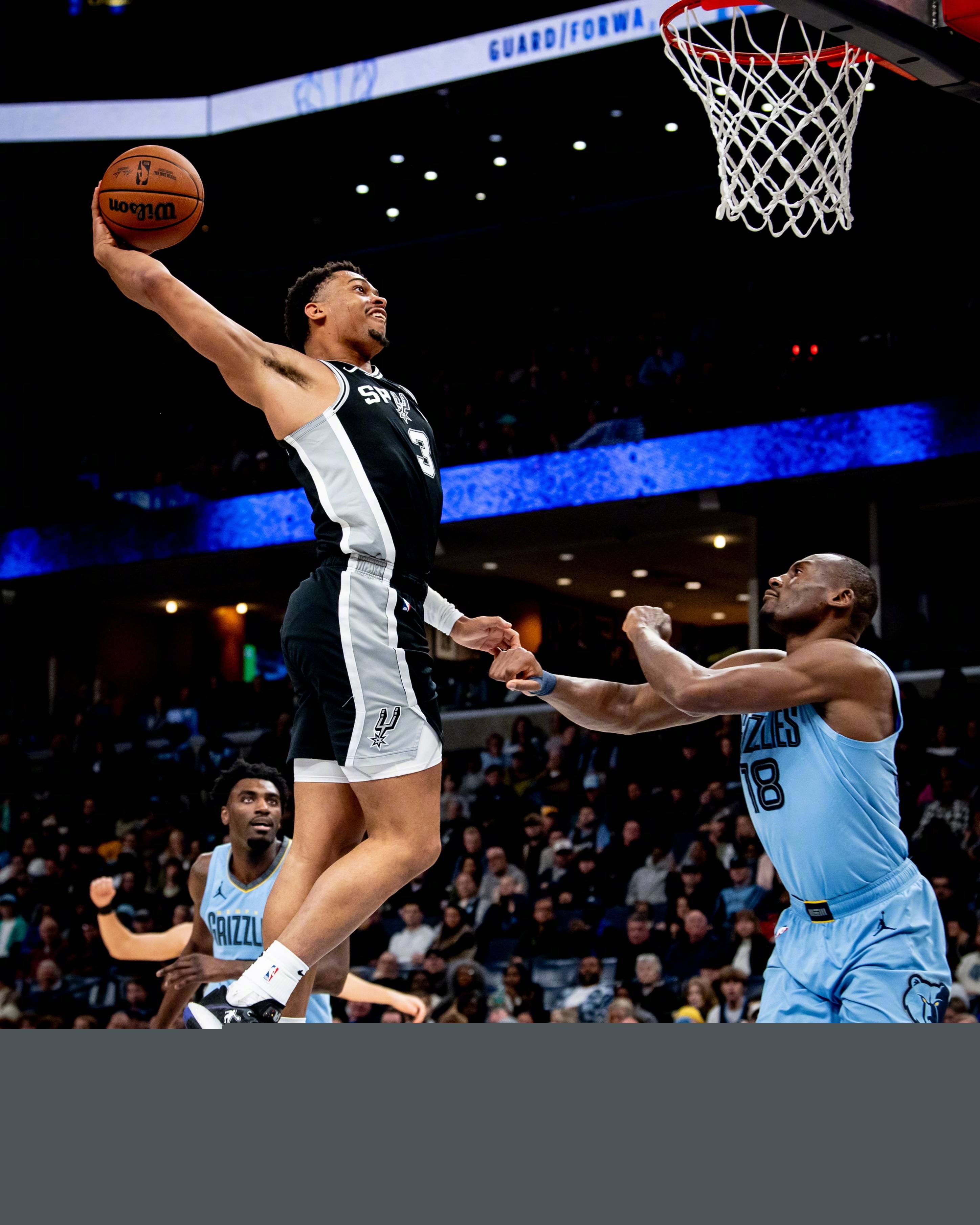 伊森-威廉斯：为曼联进球是梦想成真，我最后一刻才入选美国行（伊森-威廉斯：为曼联破门圆梦，赴美之行我压哨入选）