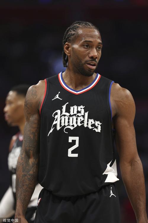 跑位比运球更重要（跑位才是关键，胜过运球）