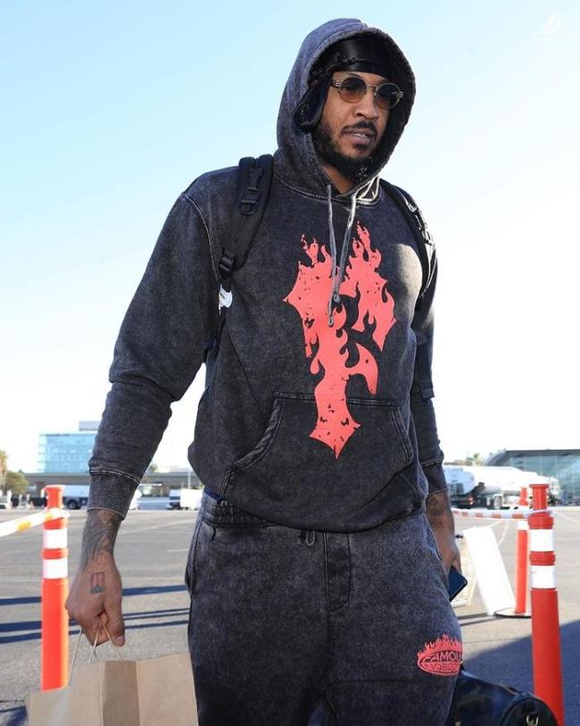 这对吗？开拓者半场11人轮转，除受伤球员外仅杨瀚森未登场（合理吗？开拓者半场启用11人轮换，除伤员外仅杨瀚森未出场）