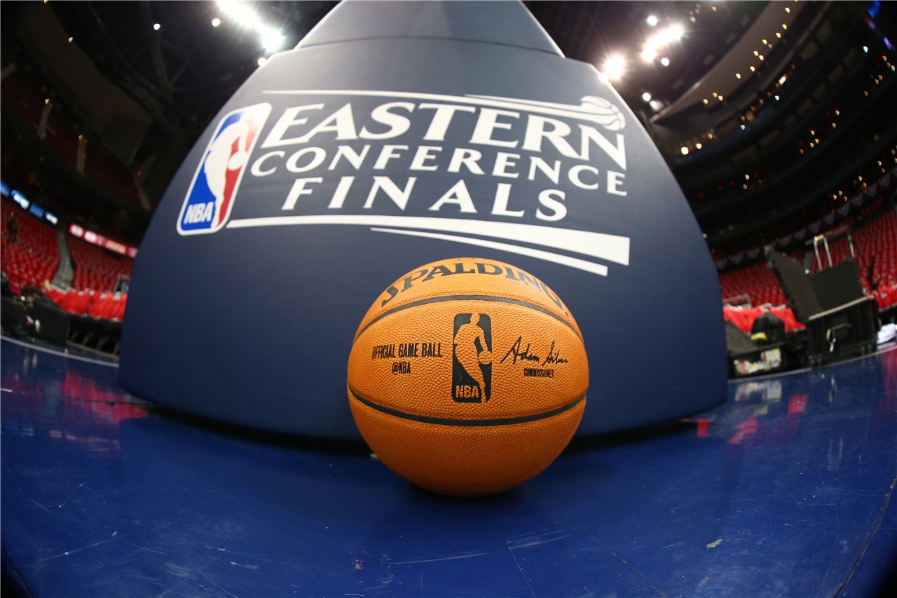 剑南春｜皇马3-0客胜毕包，姆巴佩一条龙+世界波，阿诺德伤退（剑南春｜皇马客场3-0轻取毕尔巴鄂，姆巴佩千里走单骑轰世界波，阿诺德伤退）