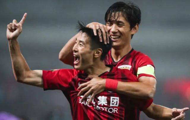 曼联拉什福德末段绝杀狼队（拉什福德压哨绝杀助曼联力克狼队）