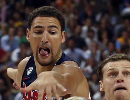 东契奇38+11詹姆斯10分 湖人负太阳7连胜被终结（东契奇轰38+11，詹姆斯仅10分，湖人不敌太阳，七连胜告破）