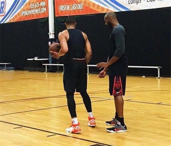 德甲前瞻：勒沃库森阵容齐整，多特上轮联赛惨遭绝平（德甲前瞻：勒沃库森阵容完整，多特上轮遭补时扳平）