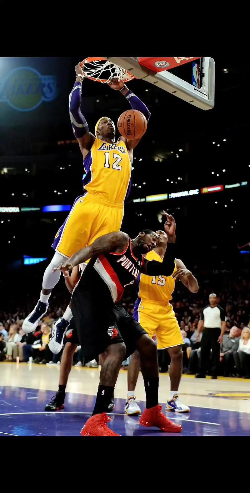 尼克斯主场氛围震撼联盟（尼克斯主场声浪席卷全联盟）